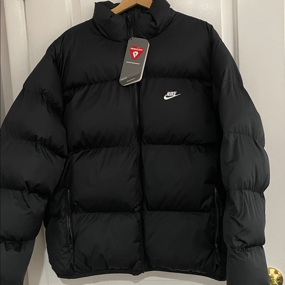 Nike Sportswear Club Men’s Puffer Jacket Size L - Picture 3 of 4